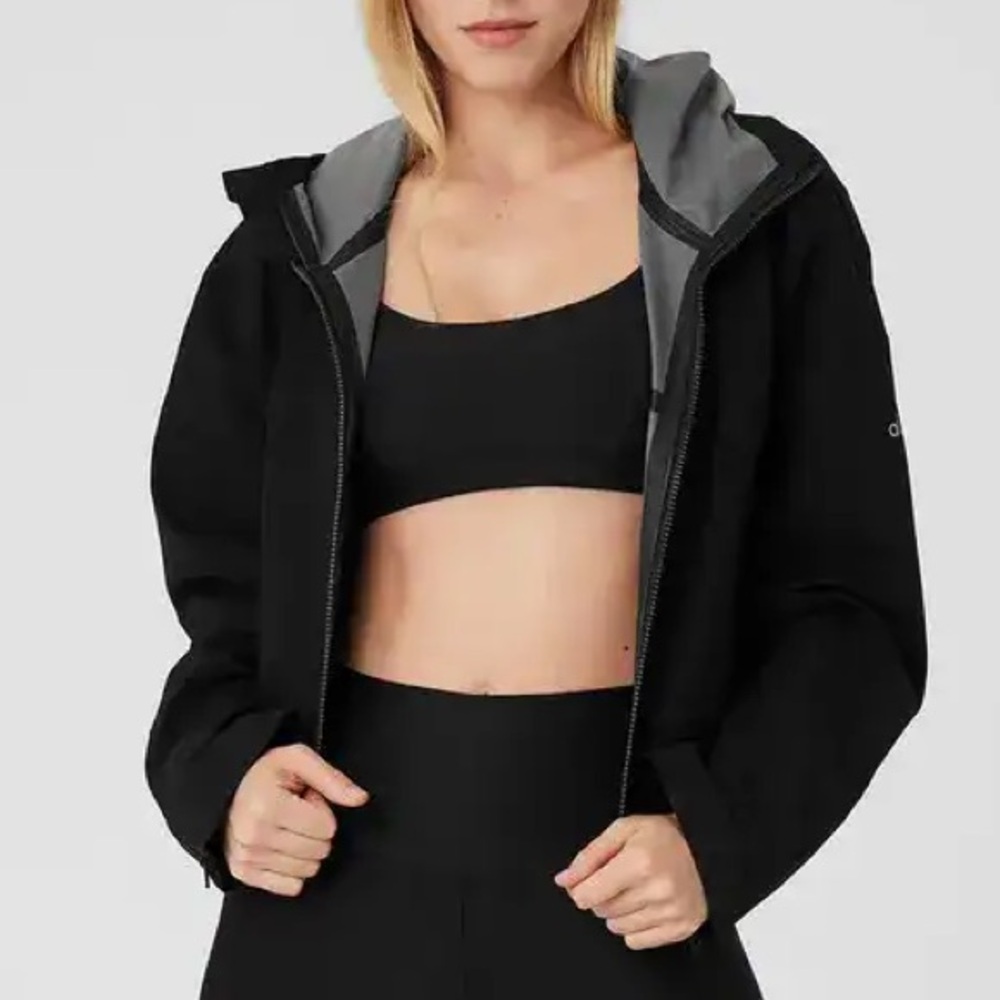 Alo Yoga Rain Or Shine Jacket Black XS